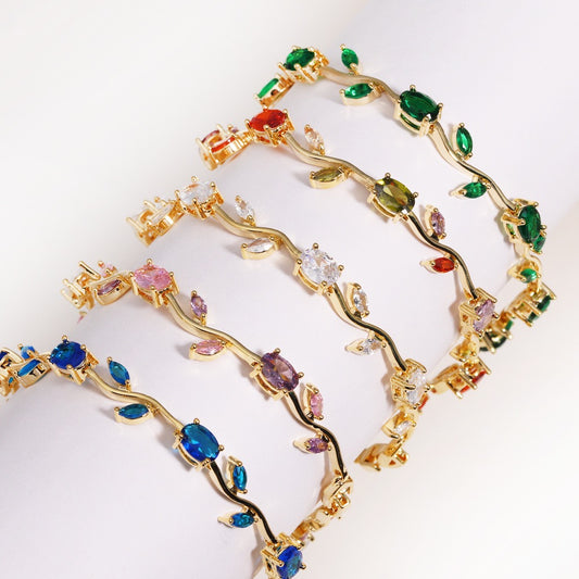 Dainty Rose Bracelet – Elegant Floral Charm Jewelry for Women | CotaJewelry