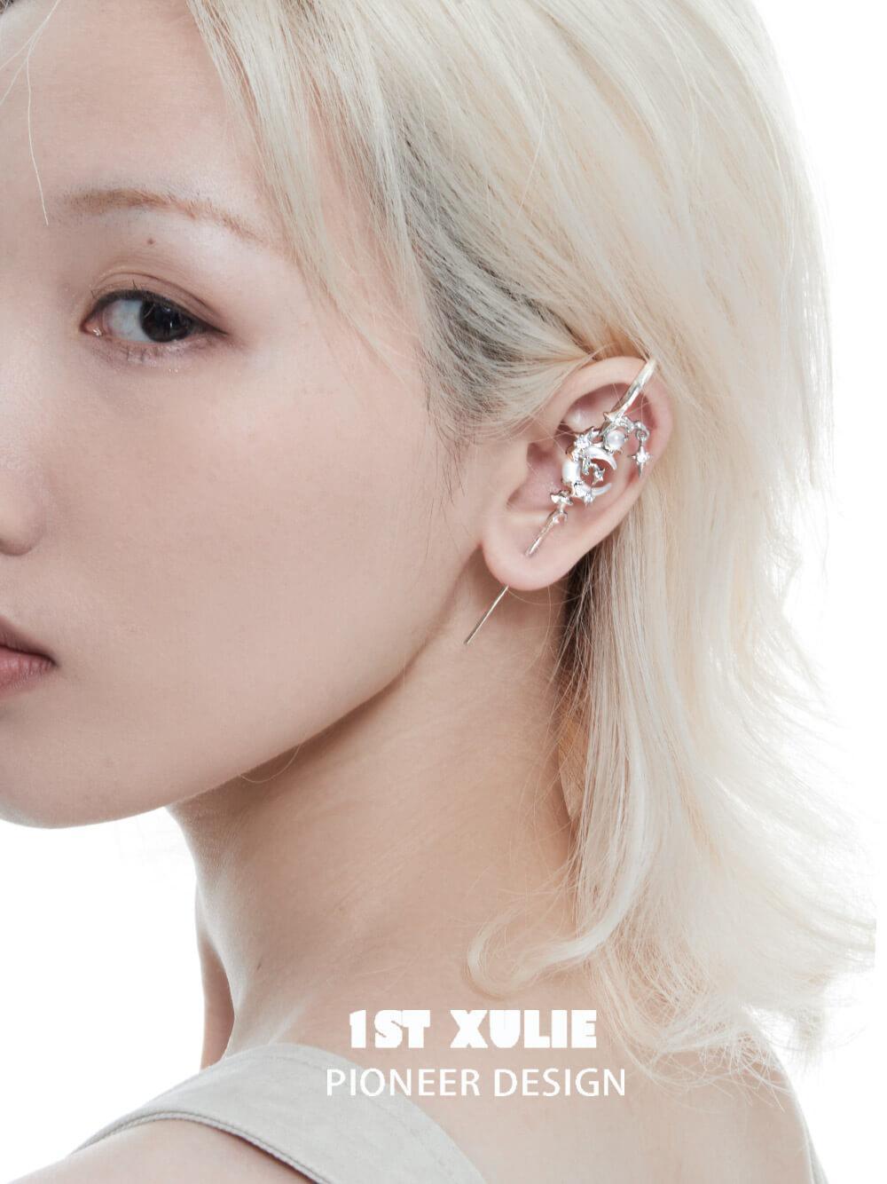 MYTH OF THE MOON 18K platina / 24K guld öronkrok nål piercingörhänge™