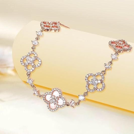 🌸 Sakura Cleef Bracelet – Blooming Beauty on Your Wrist