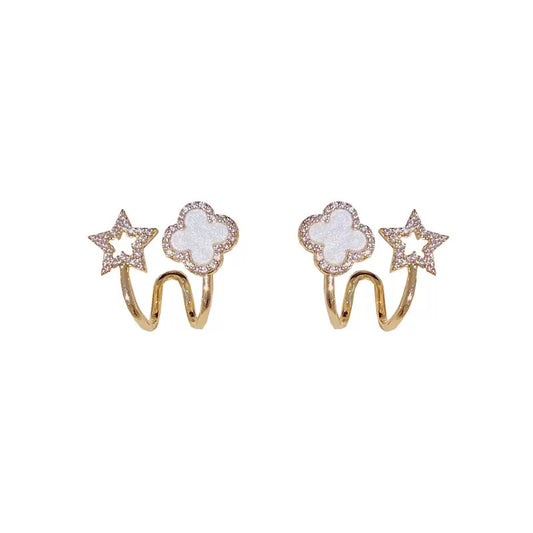 Four-Leaf Clover Stud Earrings – Elegant Sparkling Diamond Accent for Women | CotaJewelry
